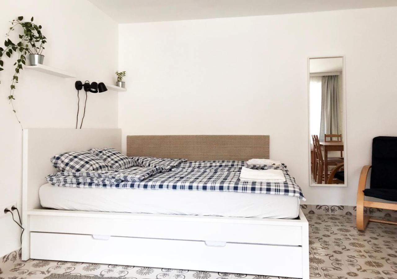 Nest Apartman Balatonszarszo Exterior photo