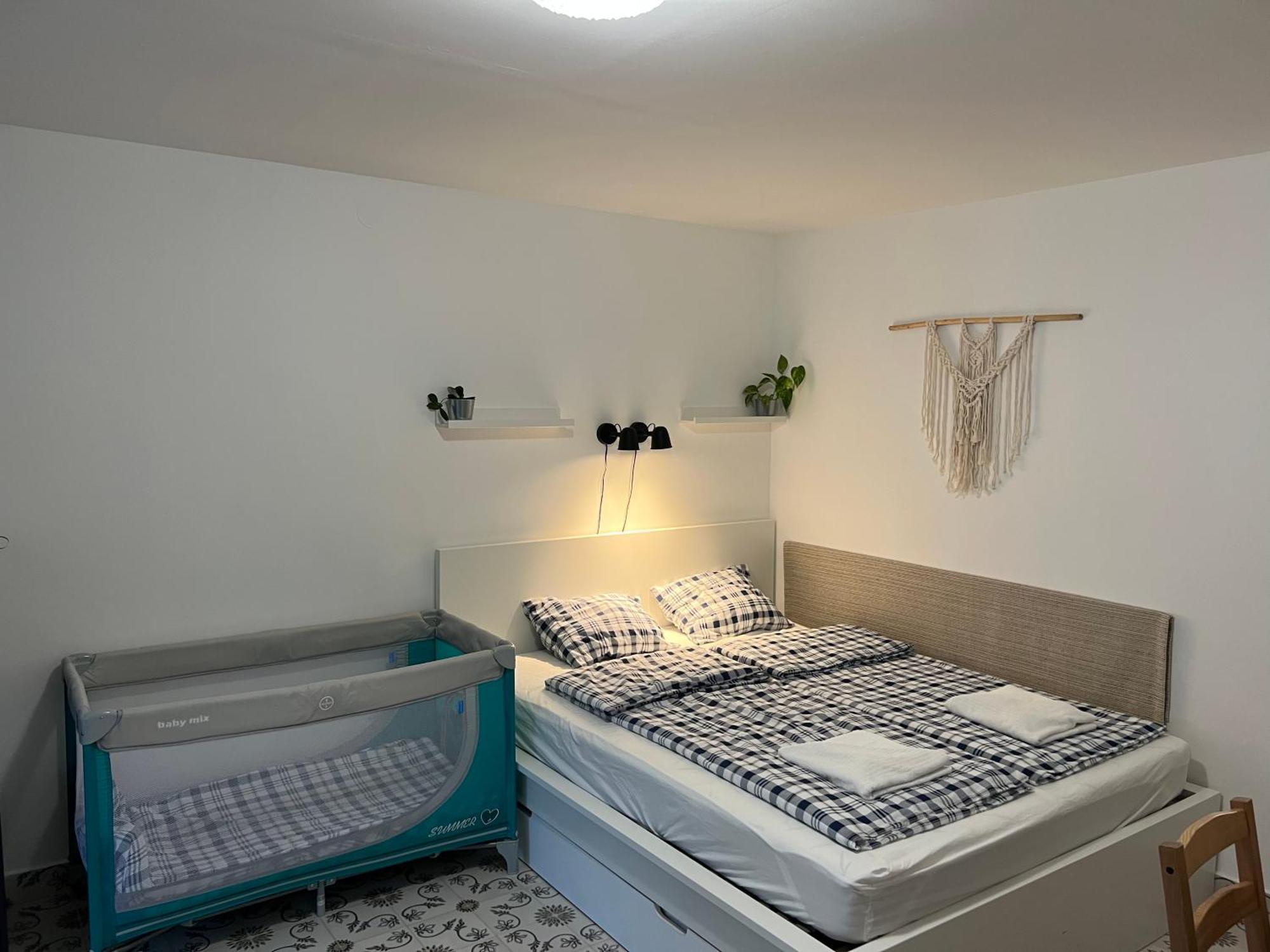 Nest Apartman Balatonszarszo Exterior photo